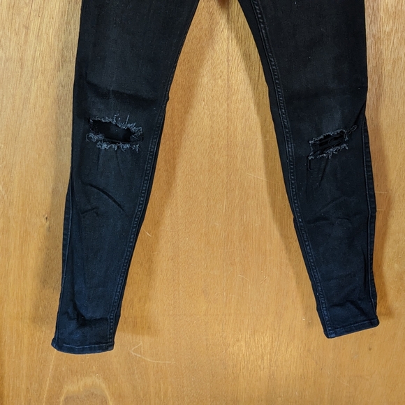 Hollister Woman's Black Skinny Jeans, Ripped Distressed Knees - Picture 2 of 7